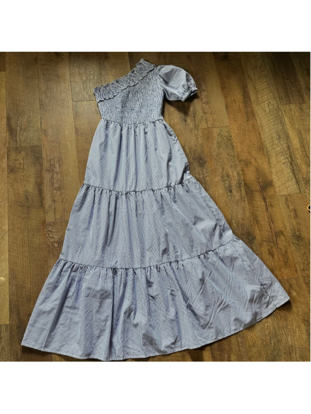 Women's Vestique Blue White Striped One-Shoulder Maxi Dress S